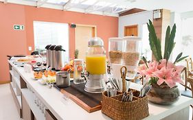 Garibaldi Business Hotel